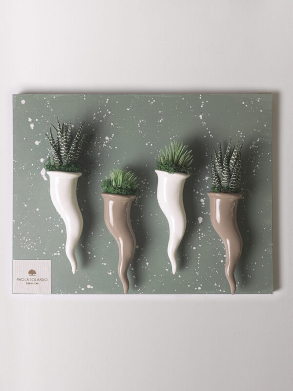Set 4 piante grasse in cornetti di ceramica su quadro schizzato Teresanna - Simone