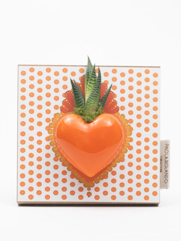 Pianta grassa in cuoricino di ceramica su quadro decorato 13,5x14 Pois